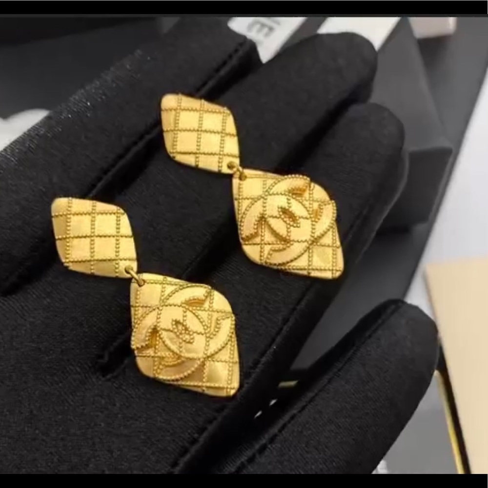 Inspired earrings